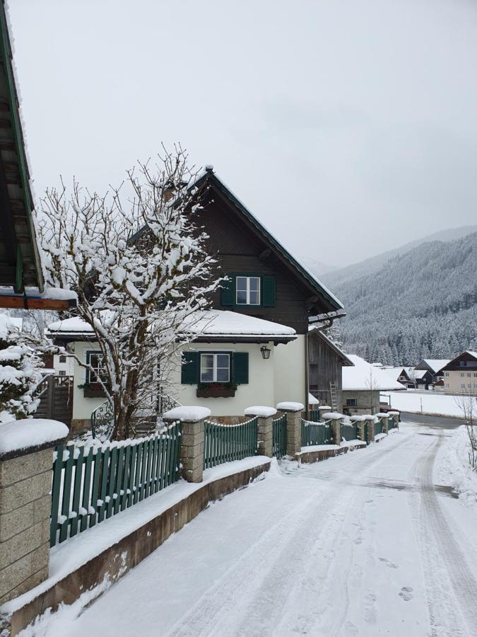 Ferienhaus Waldglueck Gosau Bagian luar foto